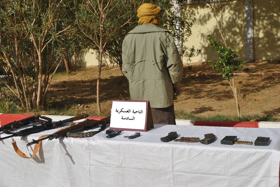 شاهد.. صور الإرهابي الذي سلم نفسه للجيش اليوم بتمنراست